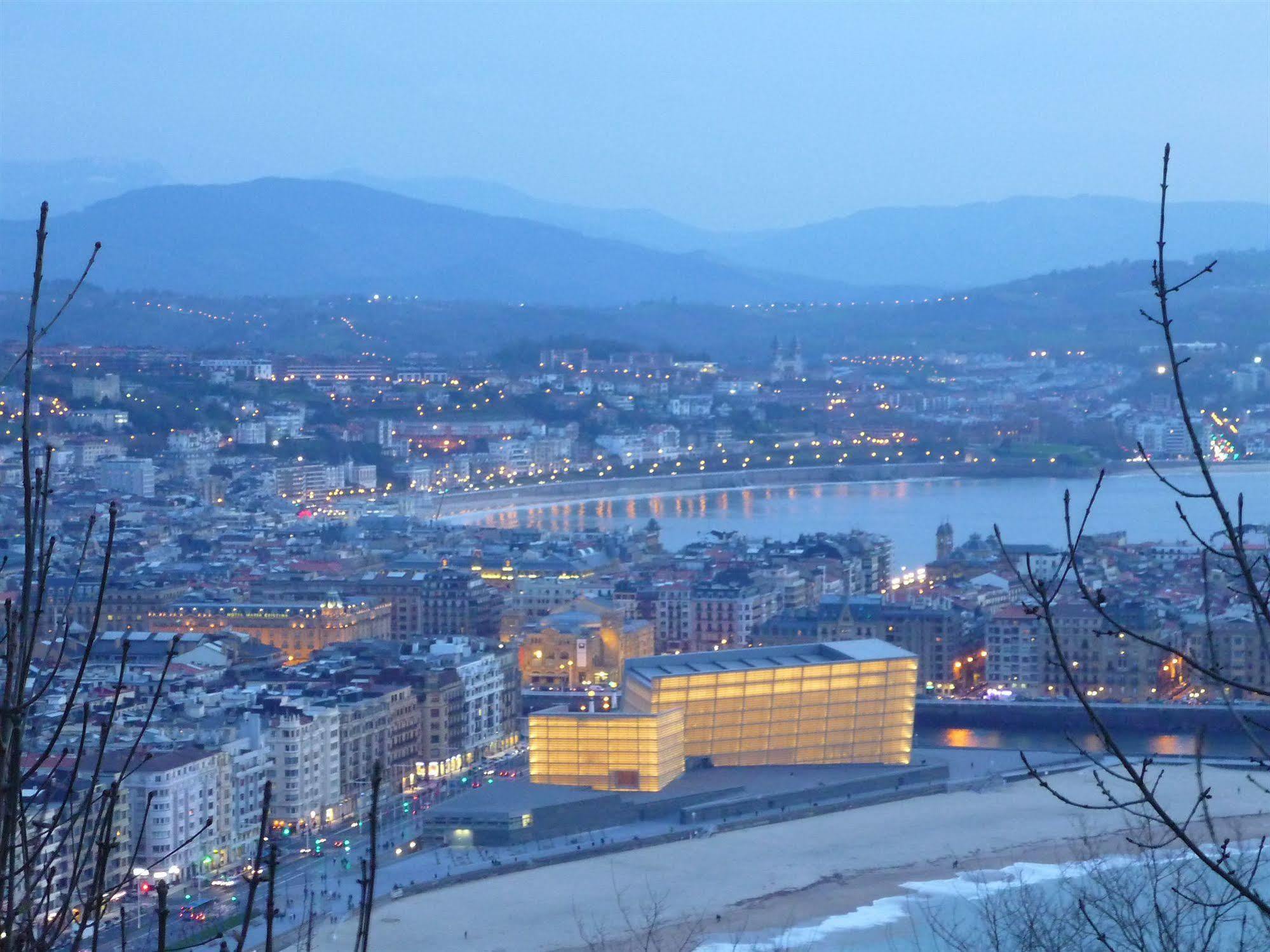 Hotel Record San Sebastián Eksteriør bilde